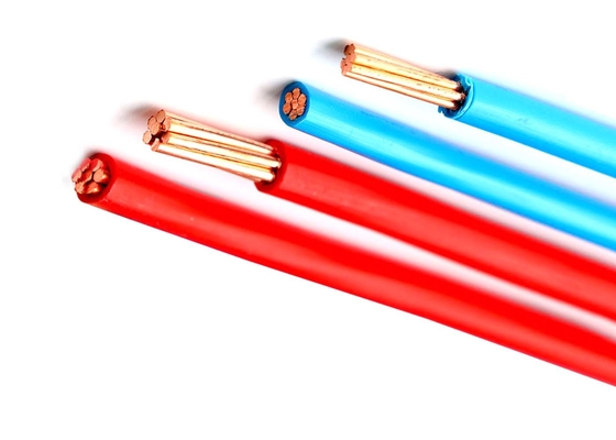 CHINA Solo color de cobre flexible de Pantone del alambre de la clase 5 de la base 300/500V proveedor